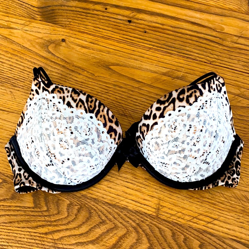 Very Sexy leopard print push-up bra